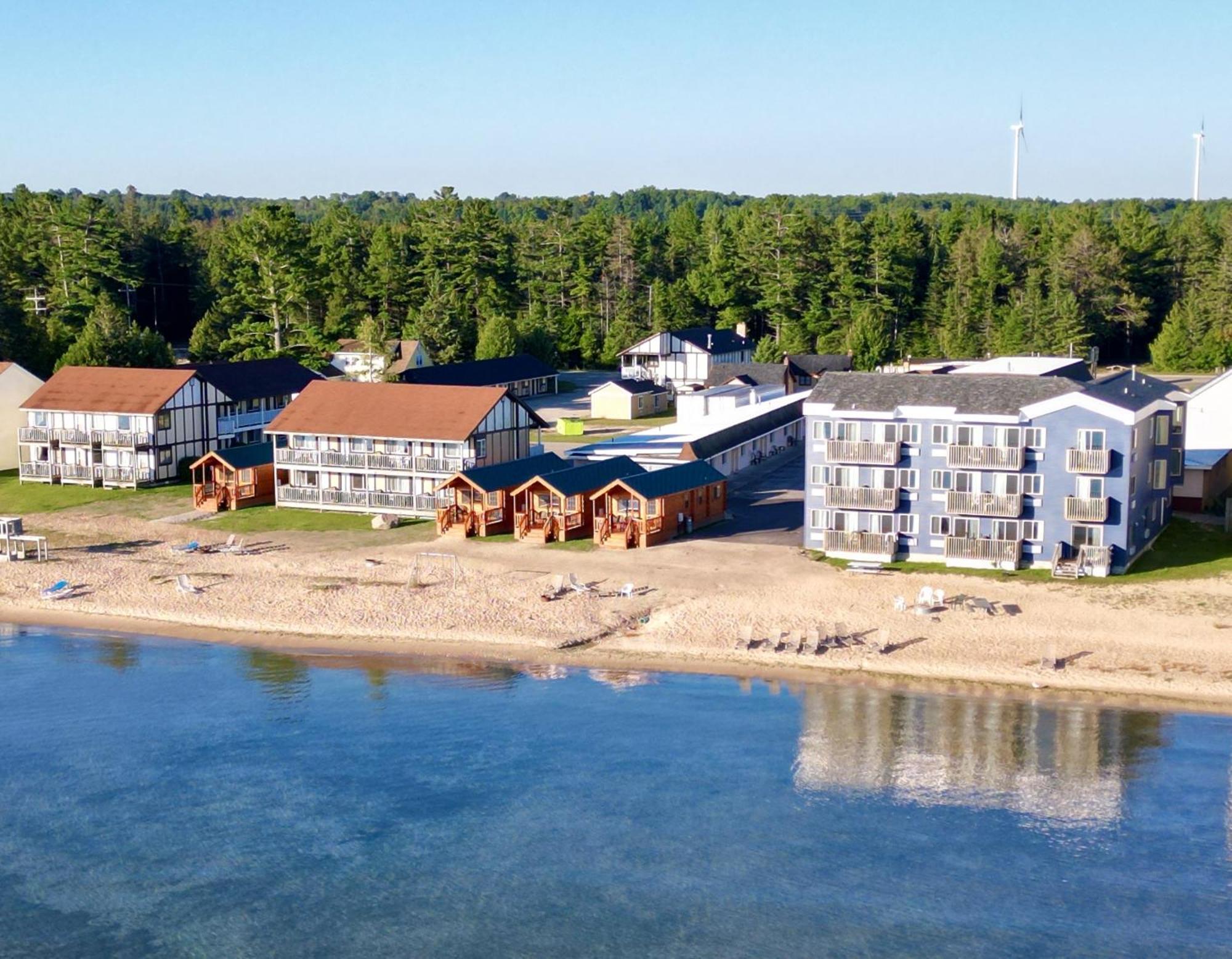 Waterfront Inn Mackinaw Stadt Exterior foto